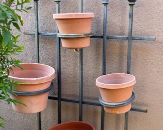 Metal Wall Art w Pots
