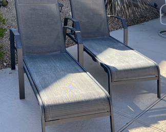 Set/2 Chaise Lounge