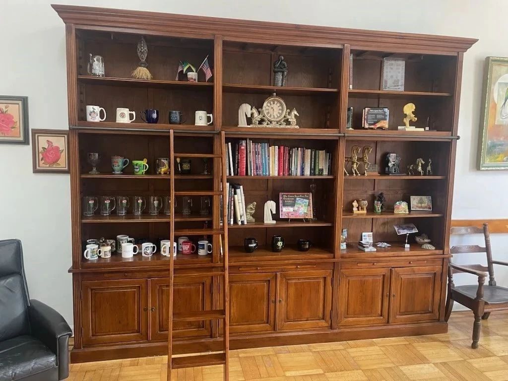 Solid Oak Bookcase/Wall Unit with Library Ladder on Metal Rail.