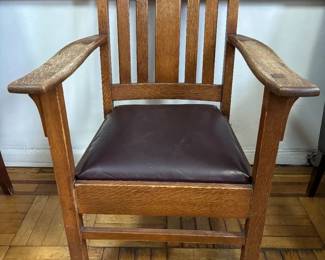 Antique Mission Oak Armchair: Unwind in style $400