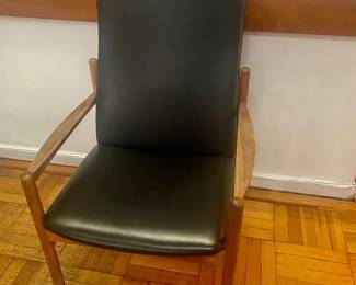 Vintage Oak Lounge Chair. $850