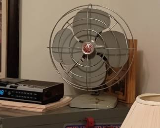 Vintage GE oscillating fan