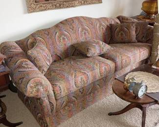 7' foot long sofa 
Smith Craft furniture , in good condition 
