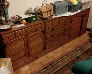 Individual storage canbinets
Ethan Allen furniture 