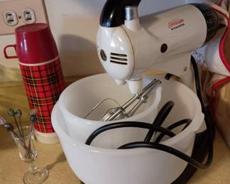Vintage Sunbeam Mix Master 