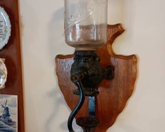 Crystal  coffee grinder No 3