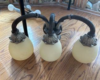 3 light vanity fixture 19” W