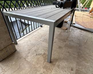 Trex patio table and 6 chairs
