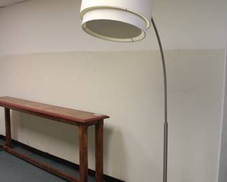Standing extendable lamp