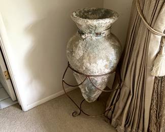 Urn with stand