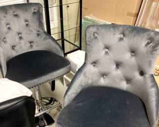 . . . hydraulic salon chairs