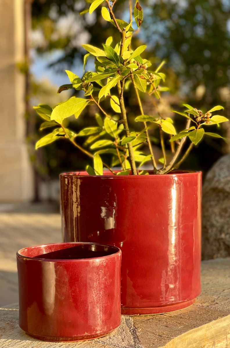 Burgundy red Gainey pots - at least 30 mid century