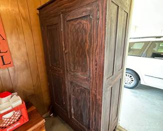 American Country Mississippi Grained Wardrobe 