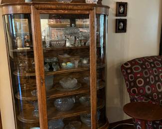 Beautiful Oak Curved China Cabinet with claw Feet. Mirror back