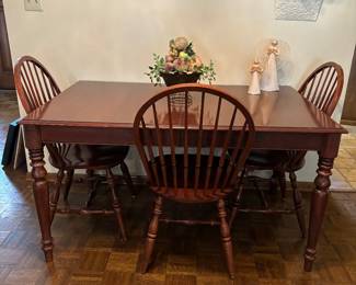 Ethan Allen Table and Windsor Chairs (4) and leaf(1)