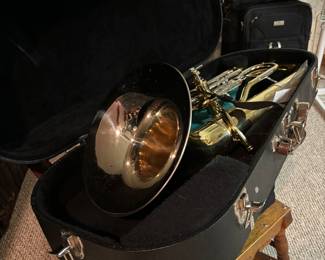 Baritone  Horn in case.  Like new.