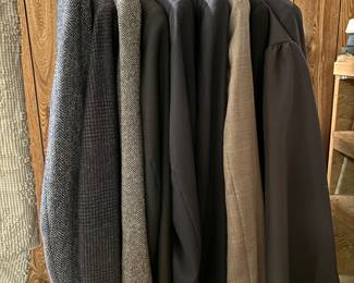 Size 40-42R Sport Coats and Suits