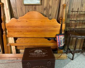 Nice 4 poster Oak Queen Size Bed with wood frame and slats