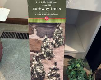 Christmas Decor to follow