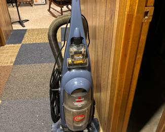 Bissel 12 Amp Wide cleaning path