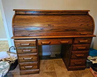 Roll top desk 