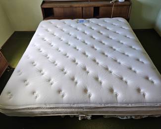 King-size mattress.