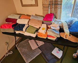 Towels, bedding & linens.