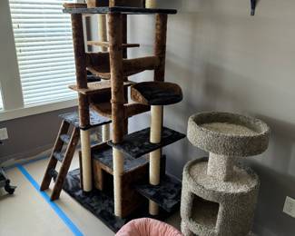Cat tree