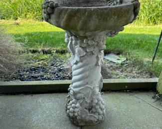 Bird bath