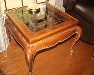 end table, one of a pair, plus matching coffee table