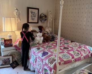 Expertly designed little girl's room!