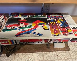 1974 Lego 145 Universal building set