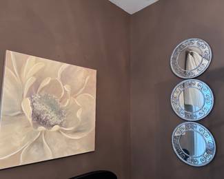 So many choices for wall decor, both vintage and modern