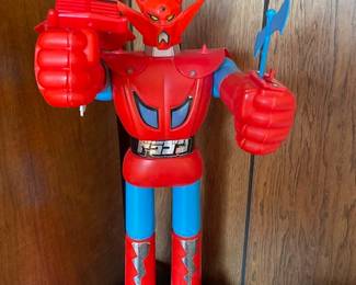 Vintage 1976 Mattel Jumbo Shogun Warrior Dragun with Star Shooter and accessories. Fully operational