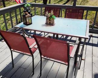 Glass Top Patio Table & Chairs