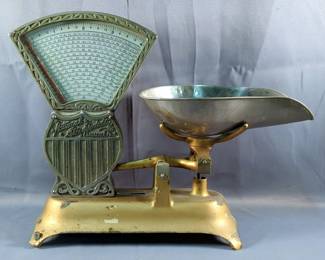 The National Store Specialty Co 4lb Scale Model 4502