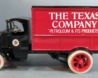 Ertl Diecast Texaco Scale Model Coin Banks Including The Nostalgic Series #4 1905 Ford Delivery Cars, Qty 2, The Nostalgic Series #3 1932 Ford Delivery Van, 1918 Ford Runabout Collector Series #5, And Collector Series #6 Mack Bulldog Lubricant Trucks, Qty 2, Total Qty 6, All In Boxes