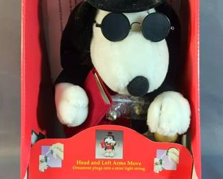 Santa's Best EZ Light Peanuts Animated Decoration In Original Box And Special Edition Exclusively For Kohl's Peanuts Collection Plush, Approx 16" Tall