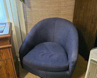 Vintage barrel style chair (pair)