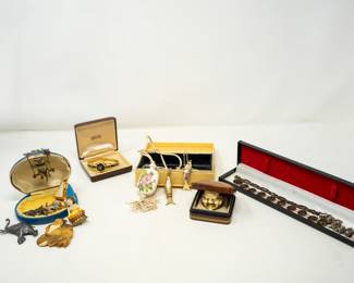 vintage fashion jewelry groups