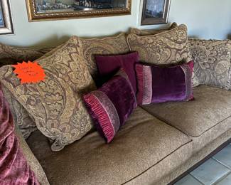 Beautiful Tuscan sofa and matching oversized chair!