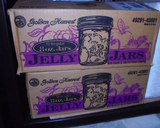 2 Boxes Jelley jars
