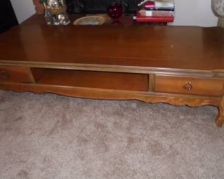 Complete Maple furniture set: Coffee table w/2 drawers