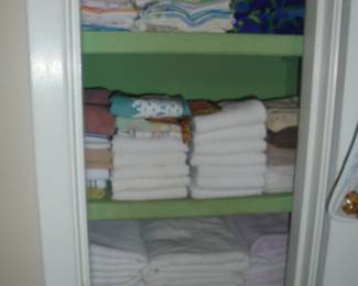 Towels/hand towels/dish clothes