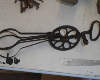 Antique manual egg beater
