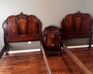 Chinese Chippendale flame mahogany twin beds