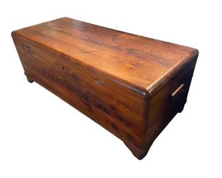 $200 USD     Rich Wood Cedar Blanket Hope Chest Bench EK221-21    Indulge in the opulence of our Rich Wood Cedar Chest Bench. Crafted from the finest cedar wood, this elegant piece not only adds a touch of luxury to any room, but also provides ample storage space for your belongings. Experience the richness and warmth of this one-of-a-kind bench.
Dimension: 47 x 21 x 18"H
Condition: Very good condition. 
Local pick up Merrifield, VA.  Contact us for shipper suggestions.     https://goodbyhello.com/products/copy-of-walnut-mid-century-rounded-edge-square-dining-table-ek221-20?_pos=19&_sid=2469c3f2f&_ss=r