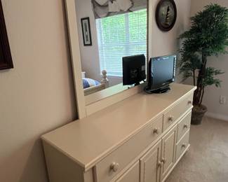 $775 - White Ashley bedroom set, queen bed & mattress with 2 night stands & dresser chest with mirror 