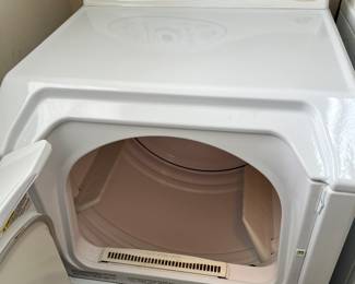 $380 Maytag Neptune washer and dryer Washer model # MDG5500AWW Dryer Model # MAH6500AWW