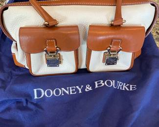 #97- $75 - Dooney & bourke purse very good condition 